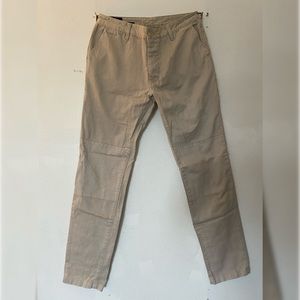 Askov Finlason - The Vermillion Pant